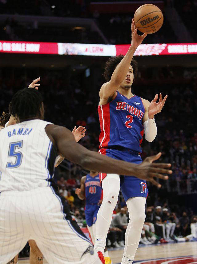 老鹰力克尼克斯，结束三连败