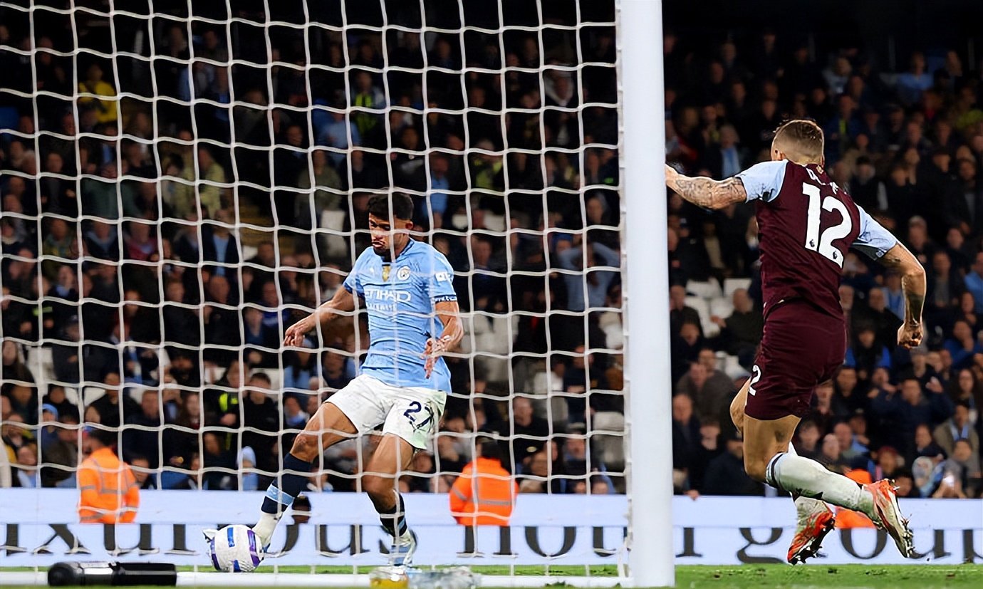 乐鱼官方网站-包含葡萄牙绝杀曼城，拉什福德统治全场的词条